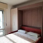 Adg Emilia 10 Appartamenti Del Garda