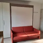 Adg Emilia 10 Appartamenti Del Garda