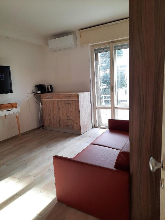 Adg Emilia 10 Del Garda Appartamento