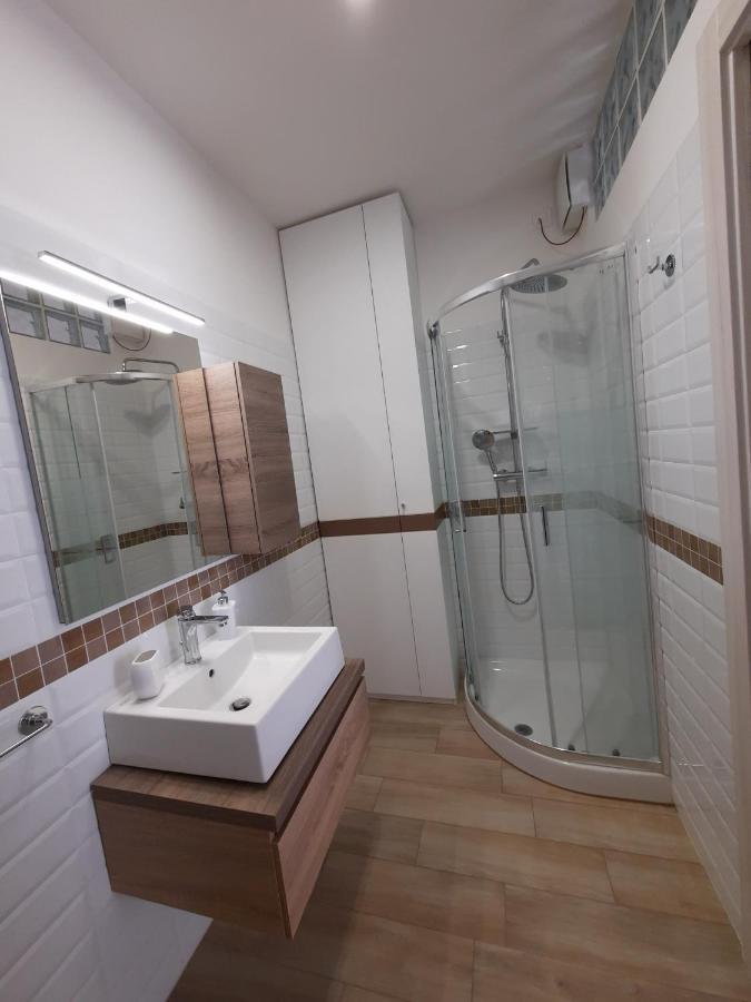 Adg Emilia 10 Del Garda Appartamento Peschiera del Garda